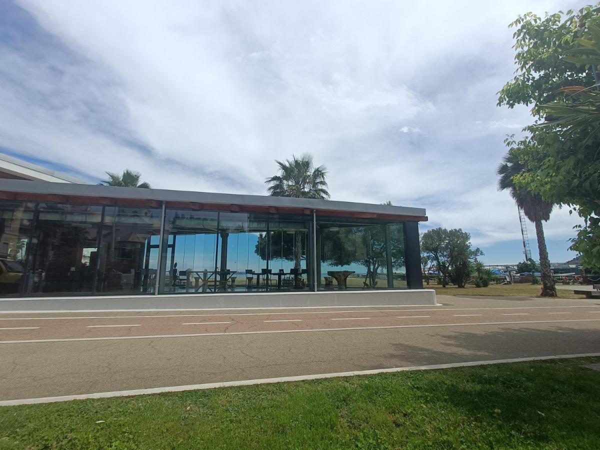 Casa Vacanze Via Nizza 57 Zinola-Wifi Savona Eksteriør bilde